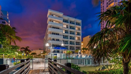 Best Western Plus Atlantic Beach Resort image 8